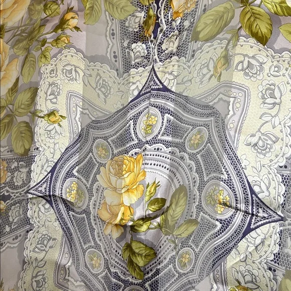 Vintage Valentino Silk Rose Scarf - Picture 3 of 8